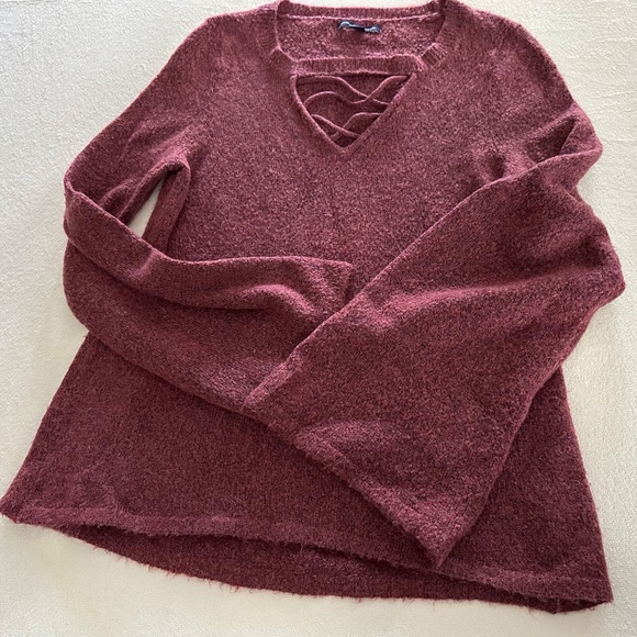 American Eagle Outfitters Women's Burgundy Mix Bell Sleeve Sweater Size M EUC - Picture 8 of 10